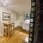 Apartment 45 M2 - 2 Bedrooms, Bathroom, Kitchen, Private Entrance&shed